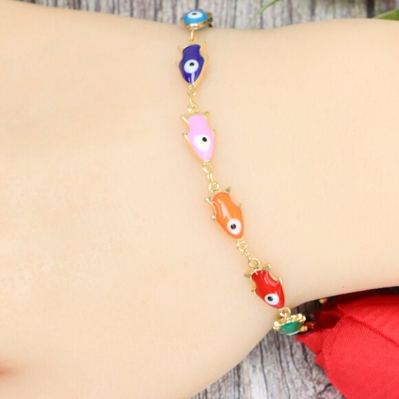 "Trendy Handmade Bracelet – A Stylish Gift for Women & Girls, MAR091902 - Picture 10 of 10